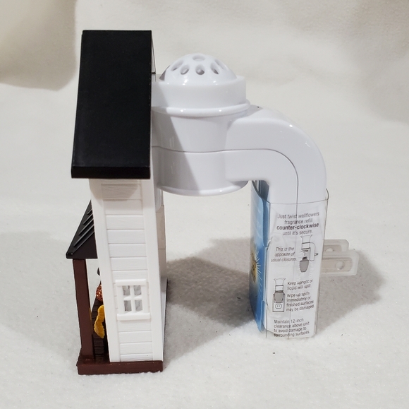 Bath and Body Works Fall Wallflower Plug In's - Picture 10 of 10